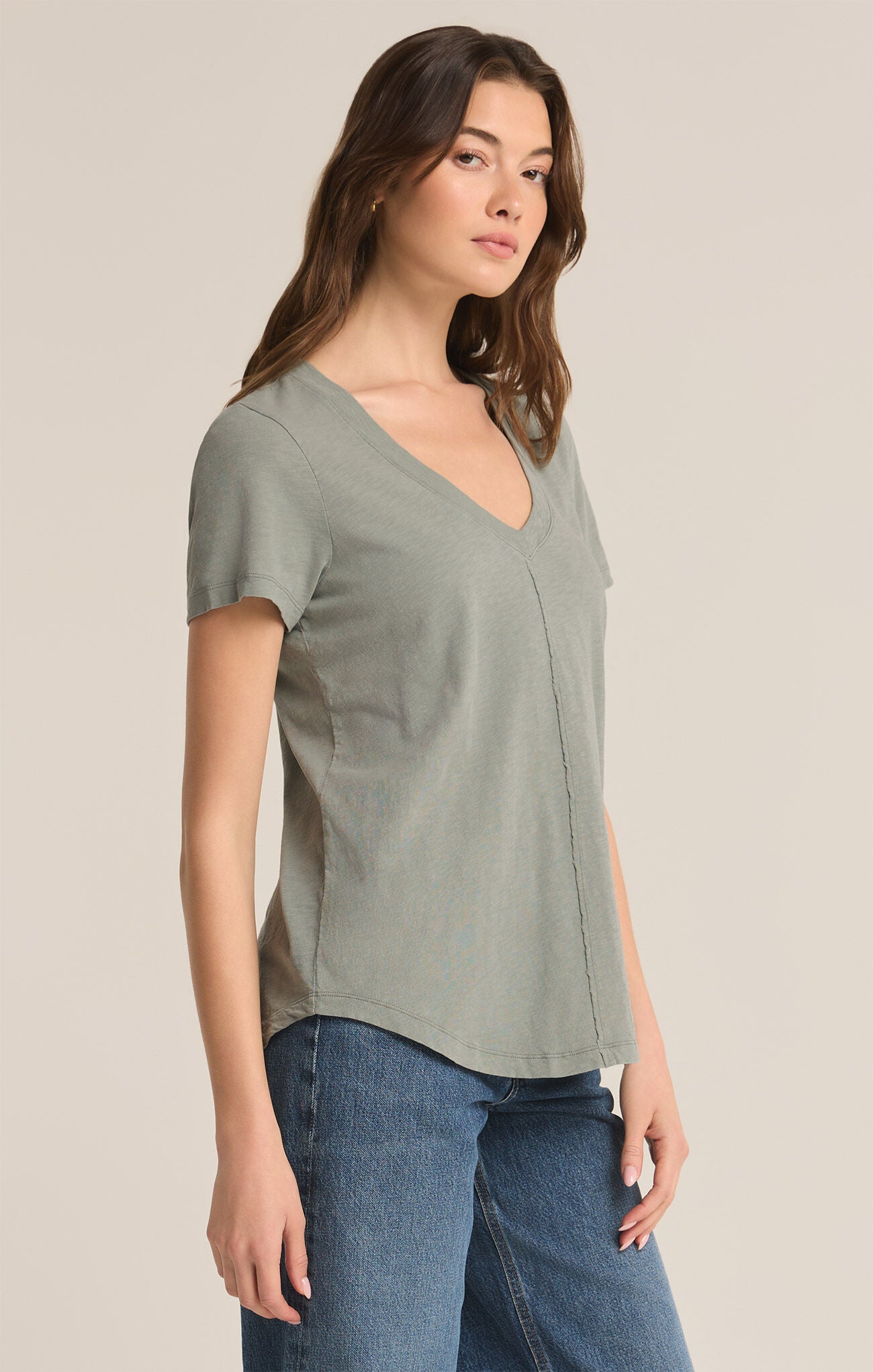 ASHER V-NECK TEE