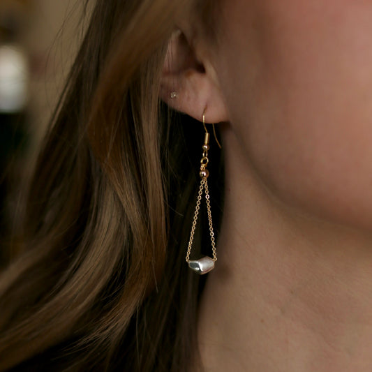 LITTLE NUGGET EARRINGS