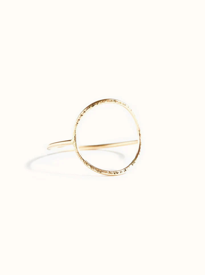 HAMMERED CIRCLE RING by Able