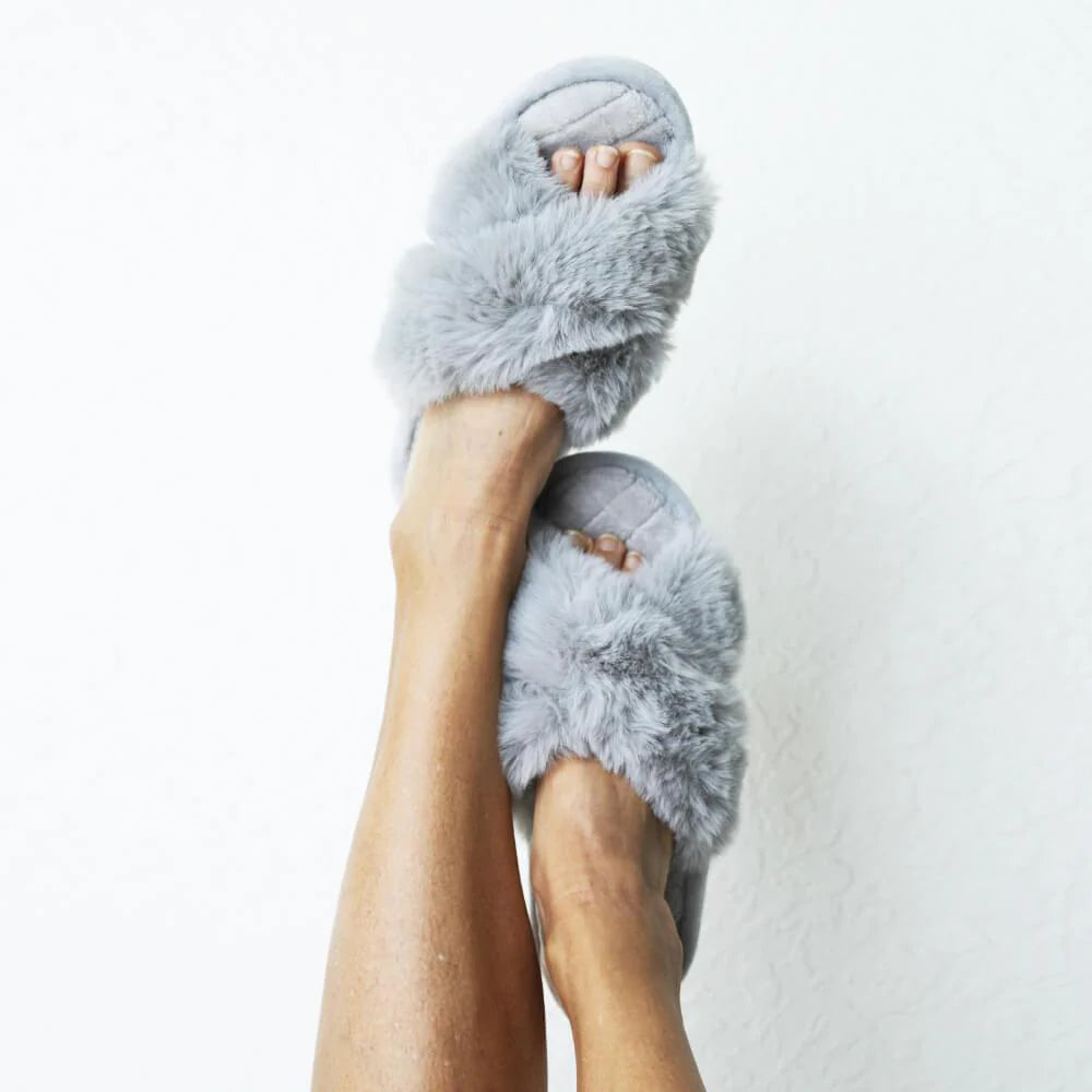 GREY FURRY SLIDES